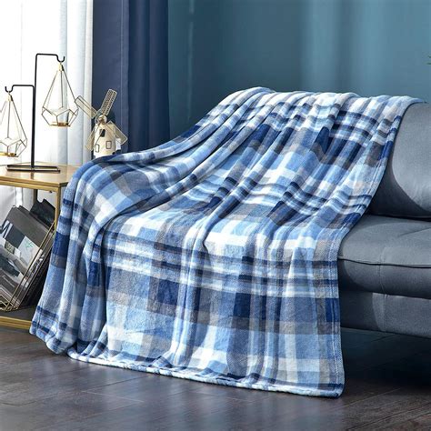 10 Superior Plaid Throw Blanket for 2023 | CitizenSide