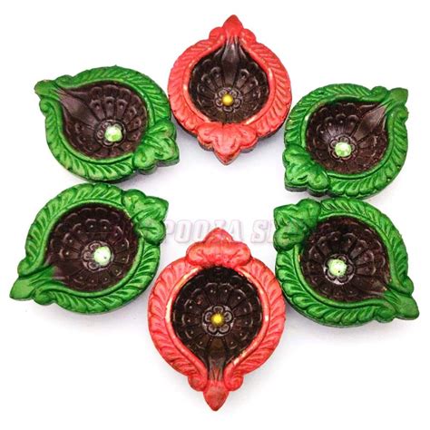 Handcrafted Mitti Diya Set Buy online for Diwali