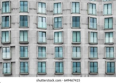 Irregular Building 的图像结果