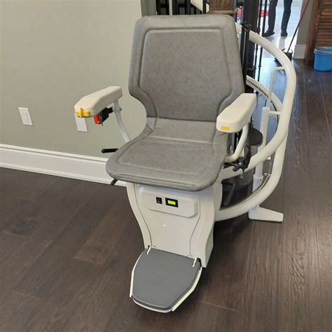 Staircase Chair Lifts - Staircase Chair Lift Manufacturer from Chennai