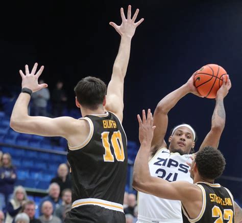 Akron men's basketball score vs. Western Michigan recap