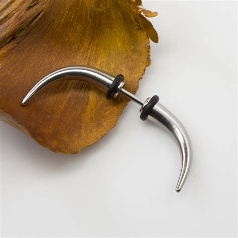 Septum Piercing Bull Ring