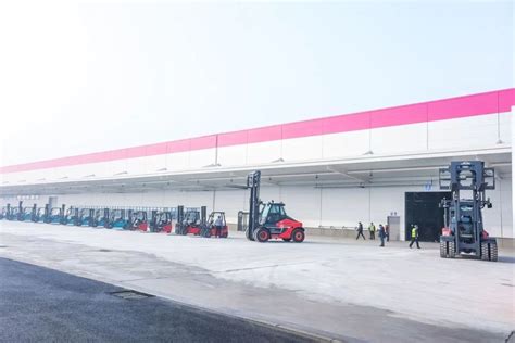 凯傲济南新工厂开业暨首台叉车下线仪式顺利举办 - 叉车库
