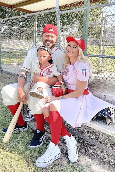 12 Super Fun Halloween Costumes For Families Of Three