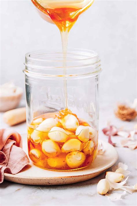 Fermented Garlic Honey (plus Benefits) | The Awesome Green