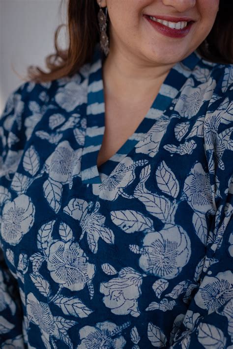 Indian Ethnic Women's Shifa Dabu Cotton Short Top – THE INDIAN ETHNIC CO.