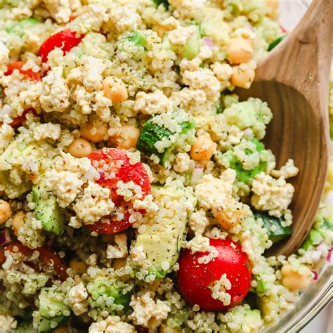 Quinoa Salad with Chickpeas - Nora Cooks