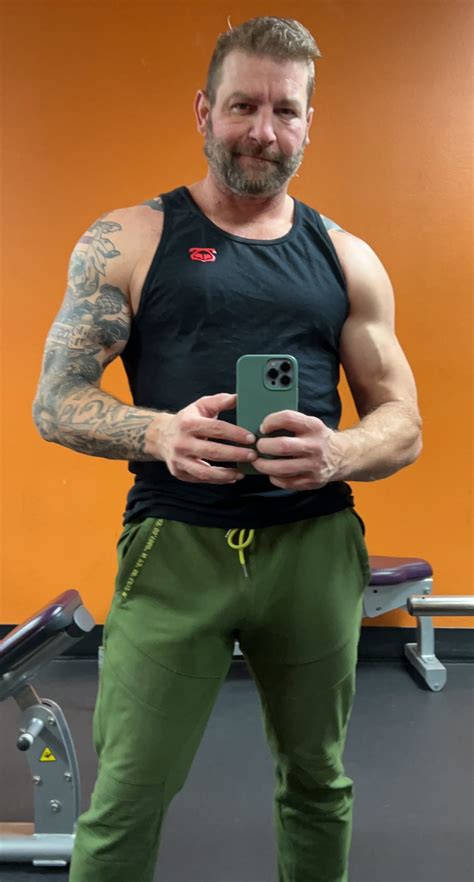 TW Pornstars - 🐻 Colby Jansen 🐻. Twitter. Getting back to my old self one day at a time. 💪🏻 💪🏻 ...