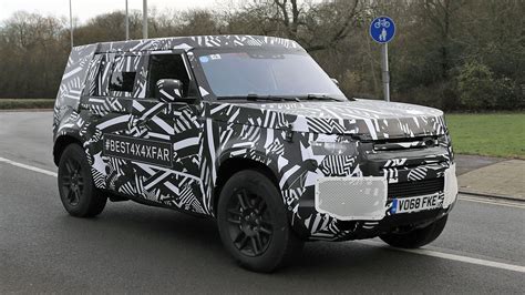 Land Rover Defender 2019: uscita 2020, prezzo, motori, ibrida