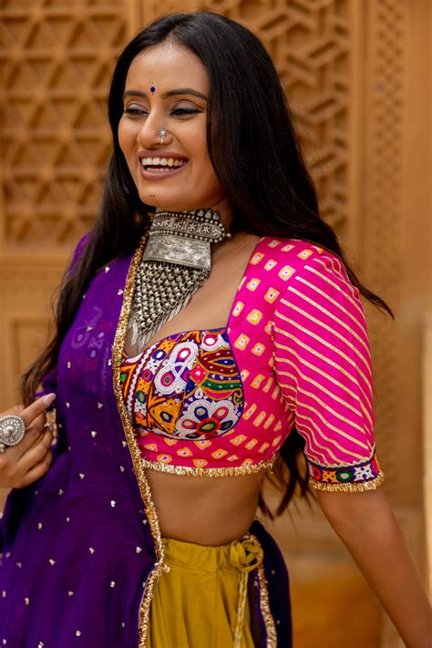 Kodi Bandhani Blouse – House of Anjana Bohra