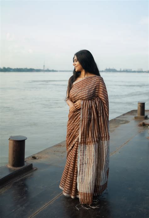 Weaves of Bengal - Sitara - Amber zari cotton saree – Kaisori