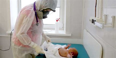 Pregnant people who get COVID-19 may pass their babies disease-fighting ...