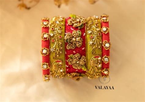Best Floral Petal 3D Rose Elegance Bangle – Stunning Design