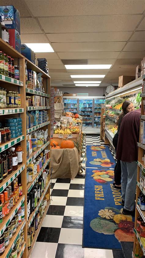 Friendly Street Market - Eugene Oregon Health Store - HappyCow