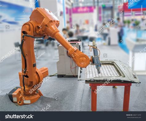 Industrial Robots Machine Tools 的图像结果