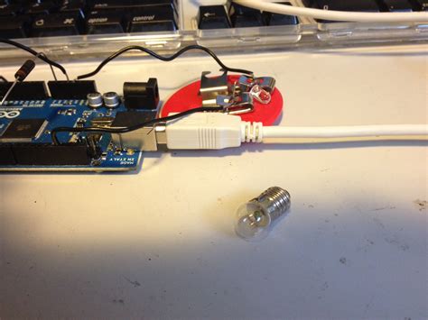 Arduino Button Tutorial 的图像结果