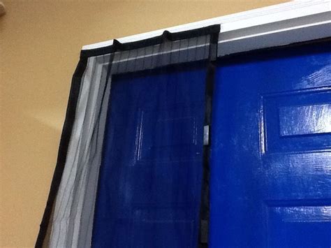 Install Magic Mesh Screen Door 的图像结果