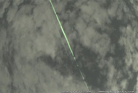 Mysterious Green Lasers Near Mount Fuji, Japan Have a “Chilling ...