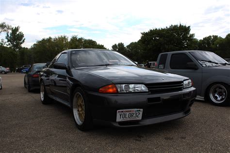 Nissan Skyline GT-R (R32) by untouchvbles on DeviantArt