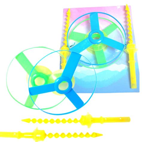 Golden Enterprises - Flying Wheels for Kids/ 2 Launcher an 2 Wheels ...