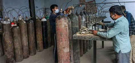 Union Minister Threatens To Slap Man Who Pleaded For Oxygen For His ...