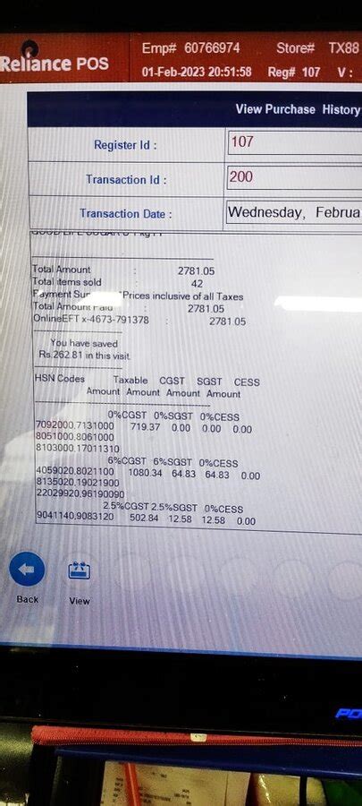 Reliance Fresh — For refund of money