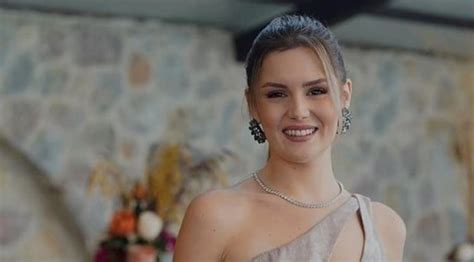 Alara Turan u seriji Evlilik Hakkinda Her Sey / Sve o braku - Najbolje ...