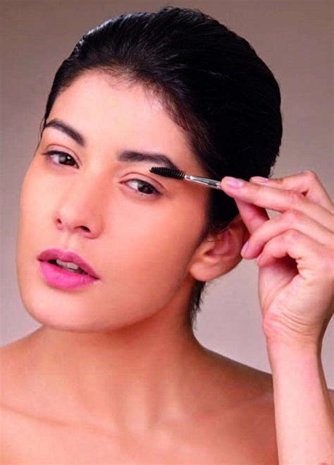 DIY makeup for your Mehendi ceremony | Femina.in