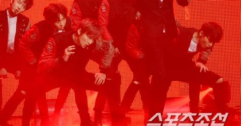 [포토] SF9, 강렬한 눈빛 발사!