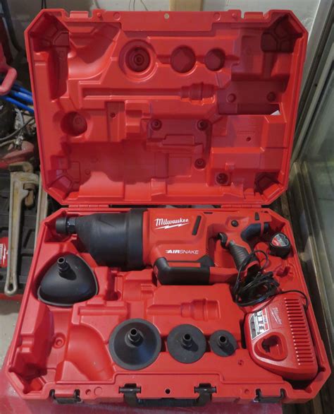 Milwaukee 2572-20 Air Snake Drain Gun Kit in Hard Case