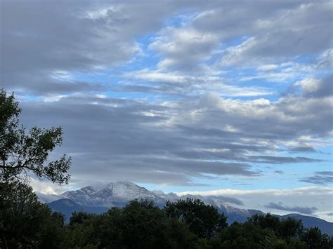 Say it ‘aint snow! Pikes Peak dusted with fresh coating of snow | FOX21 News Colorado