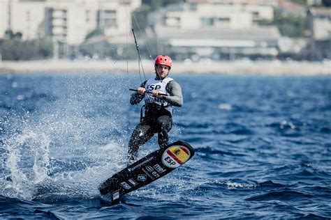 #vela Bernat Cortés defiende el título en el Campeonato de España de Formula Kite más internacional