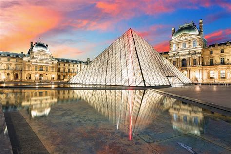 Louvre Museum shuts down owing to Coronavirus outbreak | TimesTravel