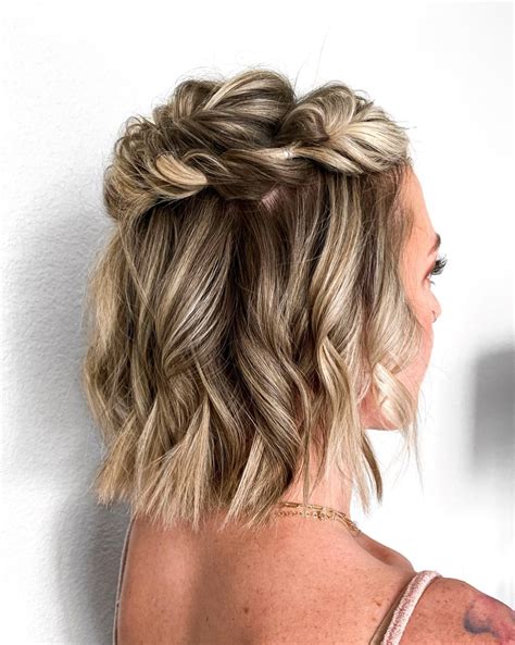 24 Stunning Short Hair Updo Ideas for Every Occasion – From Casual to ...