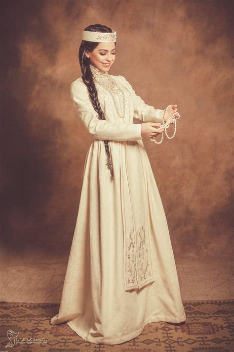 Traditional armenian wedding dress 60 photos - Astyledwedding.com