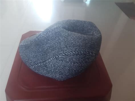 Niue Men's Wool Cap (Niue/Flat/Golf/classic /Dark Grey_Dark Grey_Free ...