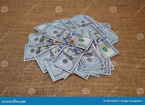 Big Pile of Money 的图像结果