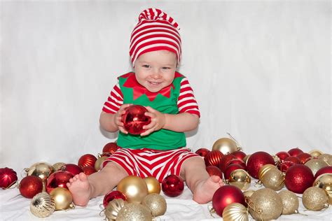 圣诞宝宝图片-可爱的圣诞宝宝素材-高清图片-摄影照片-寻图免费打包下载