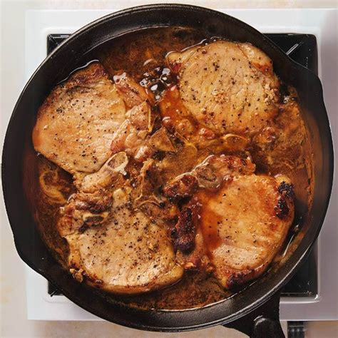 One-Pan Honey Glazed Pork Chops Recipe