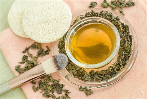 Discover the Benefits of Green Tea for Skincare: Natural Solutions - Blog
