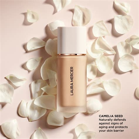 Real Flawless Weightless Perfecting Foundation • Camel
