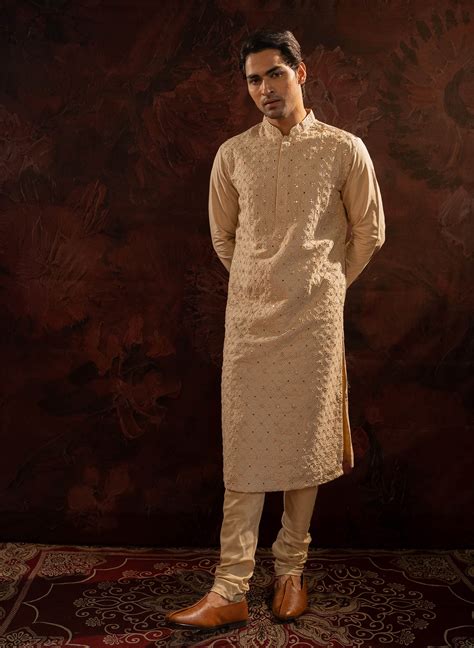 Pearl Silk Embroidered Kurta Set – Darshika Menswear
