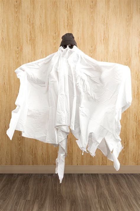 16 DIY Ghost Costume Ideas For Fun Spookiness