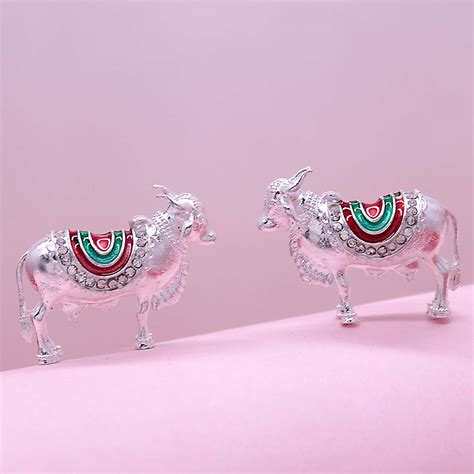 Buy Beautiful Cow set Toy for Decoration at best price – MyKanha.com
