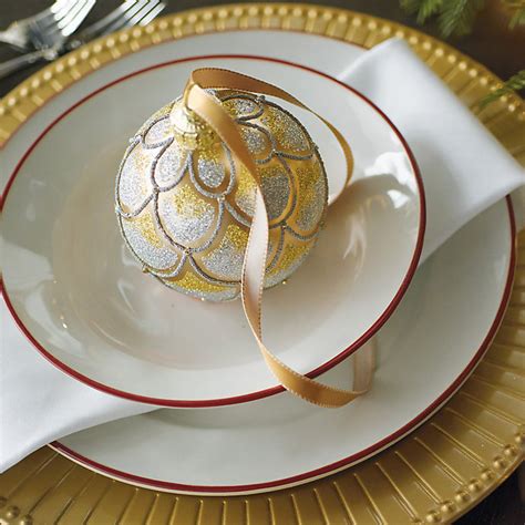 Costa Nova Beja Red Dinnerware | Frontgate