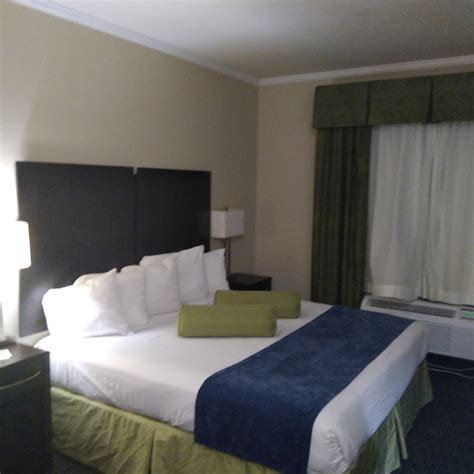 CITY VIEW INN & SUITES (San Antonio) - Hotel Reviews, Photos, Rate ...