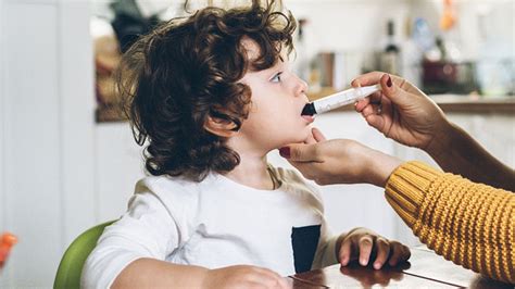 Should Toddlers Take Multivitamins? The Pros and Cons of Vitamins for Kids