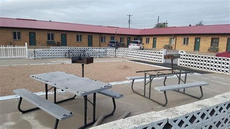 FRONTIER MOTEL (Oberlin) - Motel Reviews, Photos, Rate Comparison ...