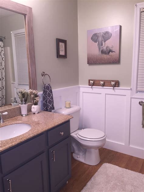 Small Bathroom Ideas With Wainscoting at Jordan Arida blog