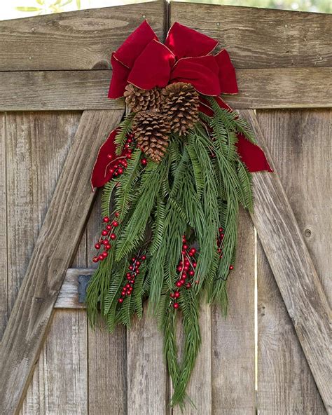 The Emporium Buying Guide: 50 Gorgeous Christmas Wreaths and Swags